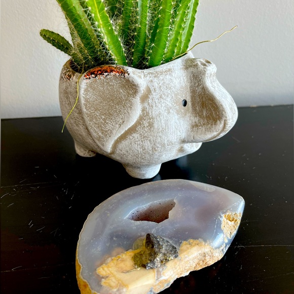 Agate Geode Decor 💫 - Picture 2 of 3